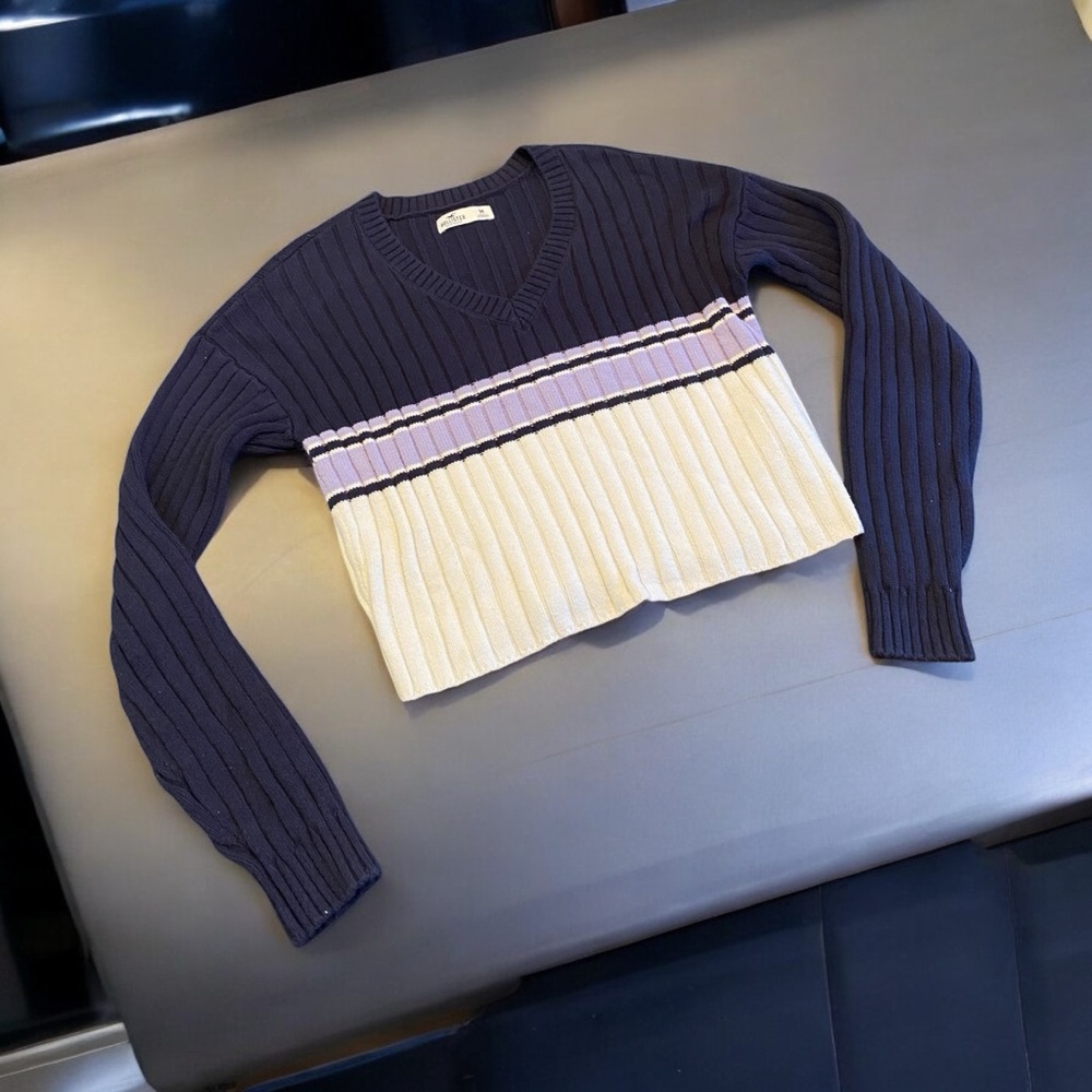 Hollister Ribbed Cropped V-Neck Colorblock Stripe Sweater Medium EUC